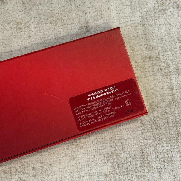 Cargo Cosmetics Eyeshadow Palette - Namastay in India - Picture 3 of 3